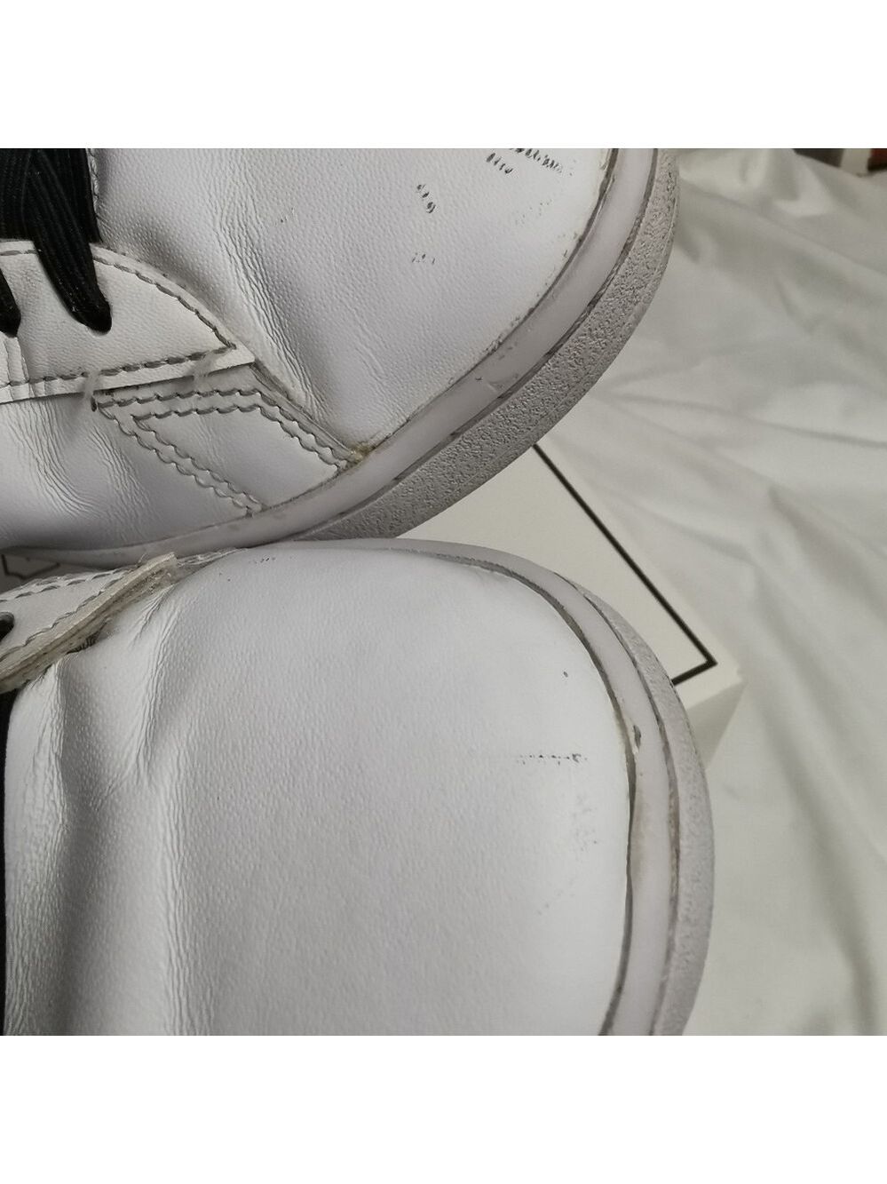 Lacoste White Leather Court Sneakers Gold Logo Women's US 7 - Picture 13 of 14
